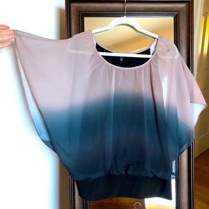 Butterfly sleeves with elastic waist top